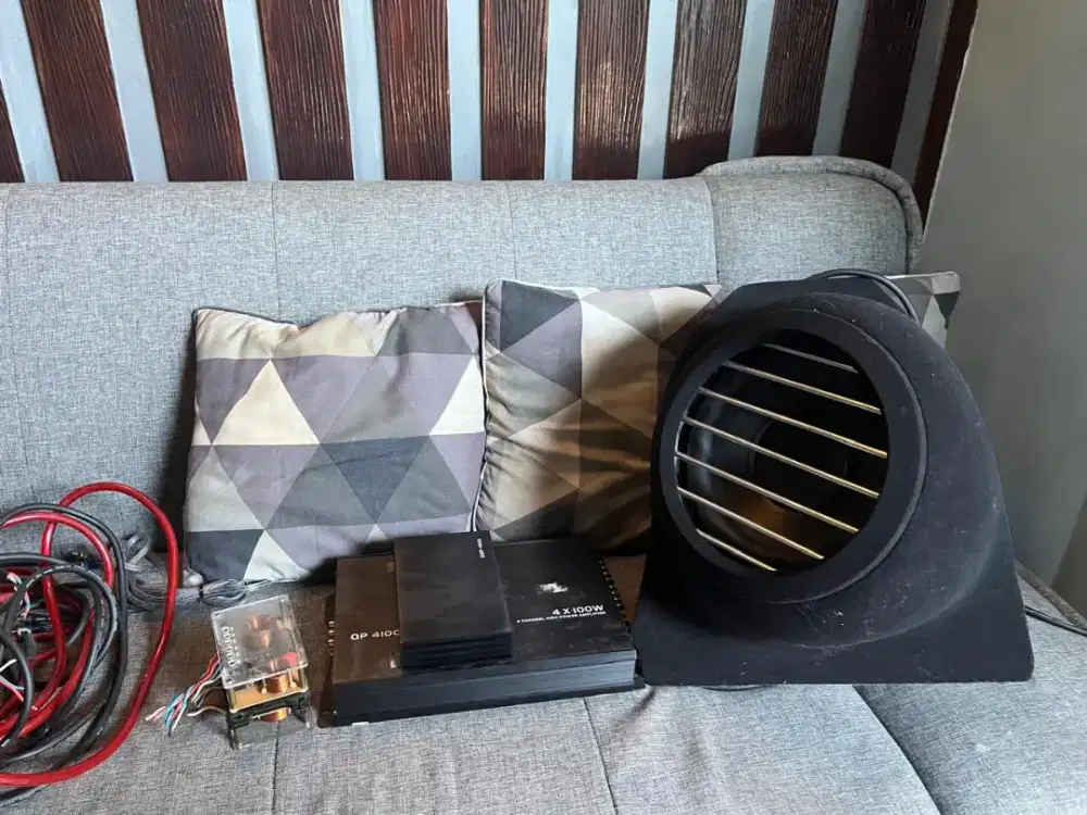 Set Audio Mobil