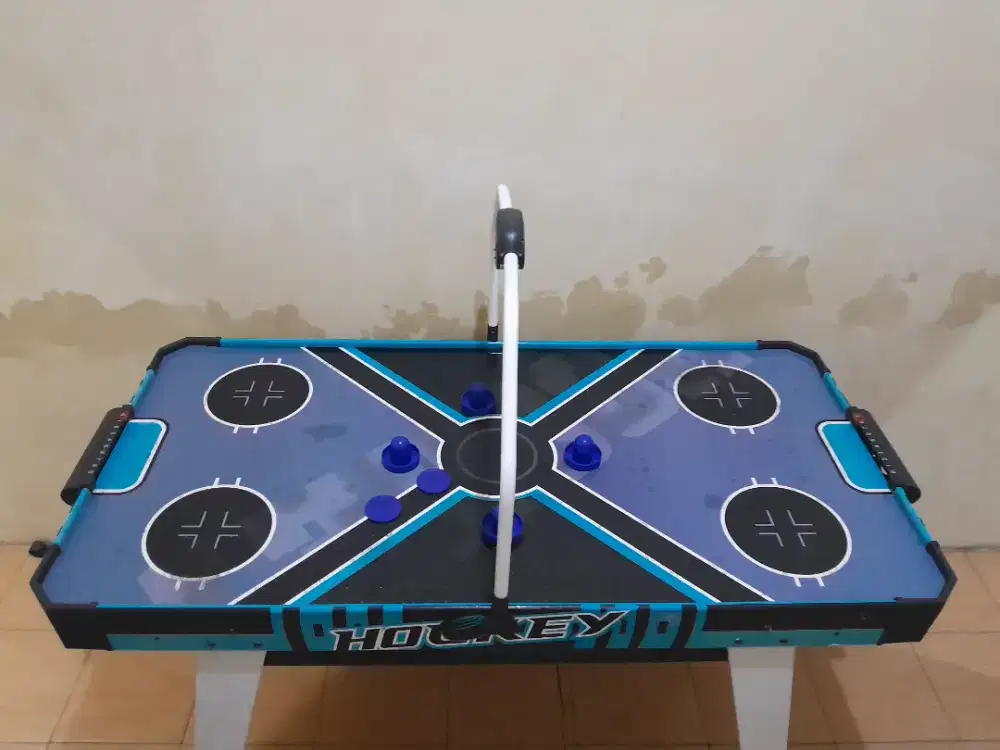 Di jual mainan air hockey table with elektronik score