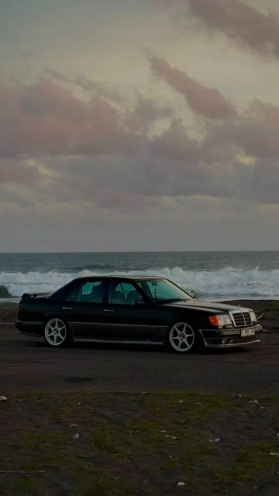 MERCEDES BENZ 300E 1992 Hitam BU Sportline Lorinser 1991 MERCY 1993