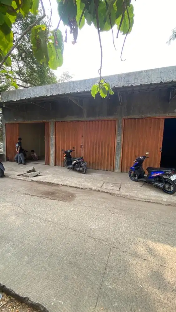 Ruko atau kios di kontrakan