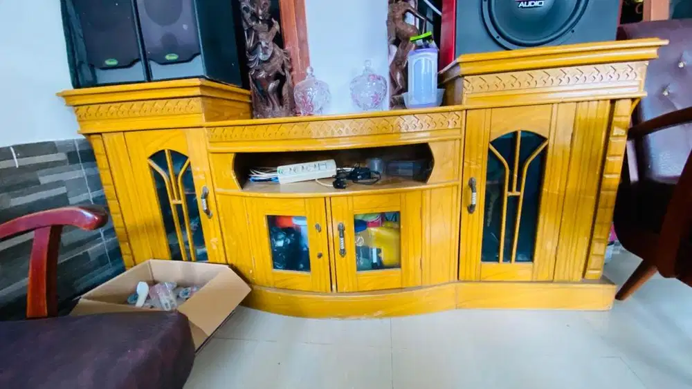 Meja TV / Bufet TV Kayu Ukuran Besar – Kokoh & Elegan