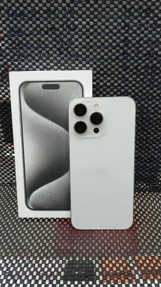 iPhone 15 Pro Max 256 BC