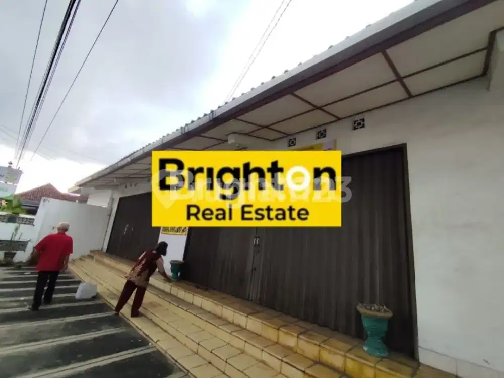 RUMAH VINTAGE DI JALAN GODEAN