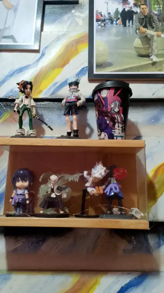 Action figure mini