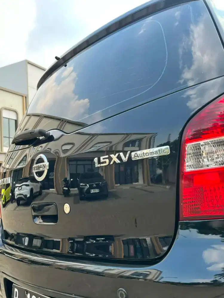Nissan Grand Livina 1.5 XV AT 2011