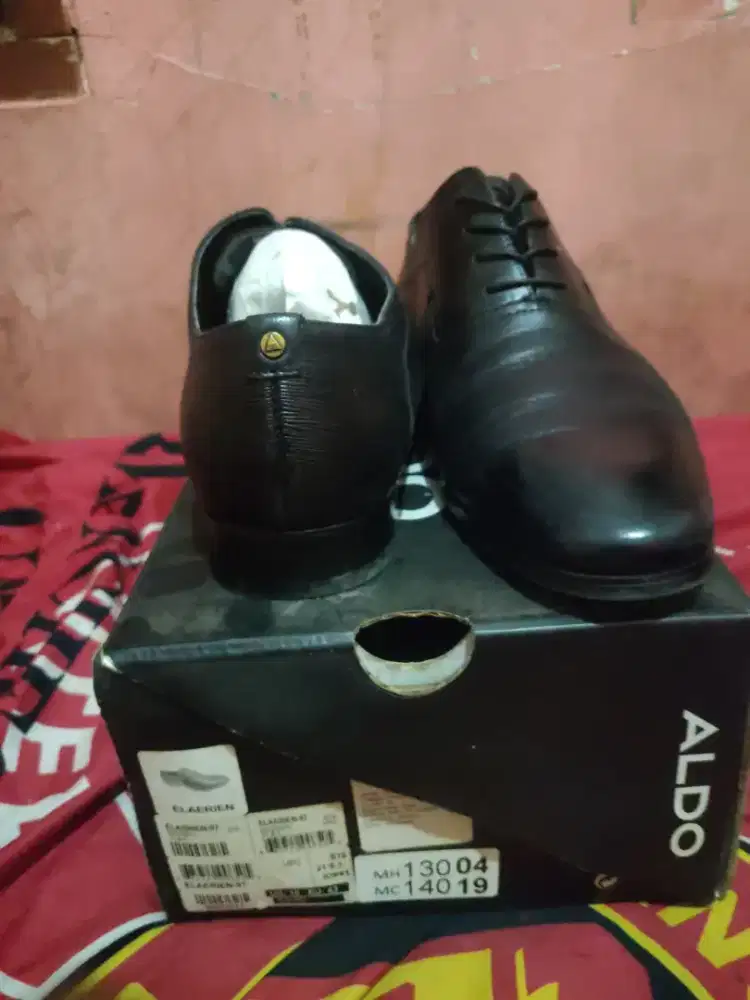 Sepatu kerja/pantopel