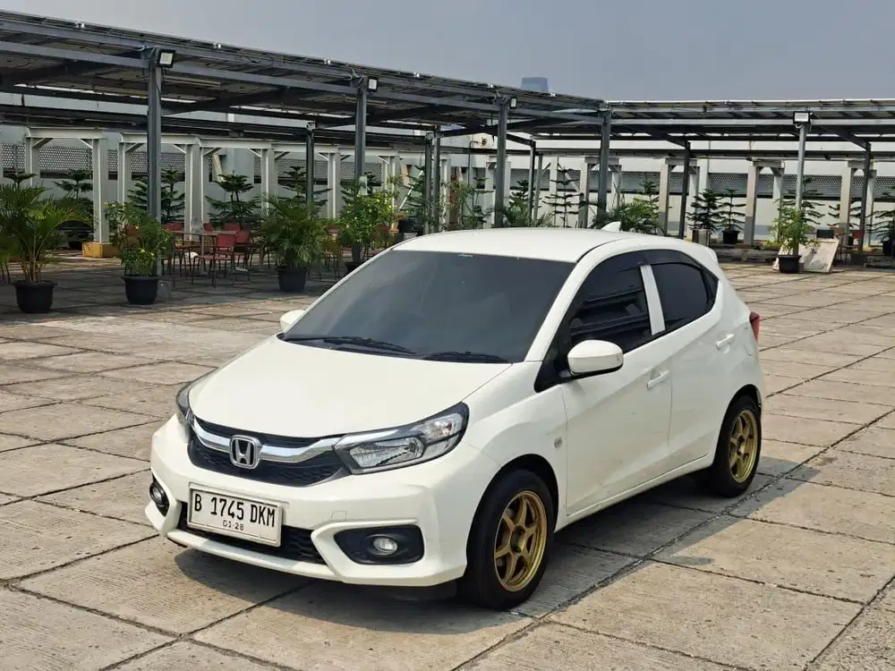 DP 15JT HONDA BRIO E SATYA AT MATIC AUTOMATIC 2022 PUTIH SIAP PAKAI