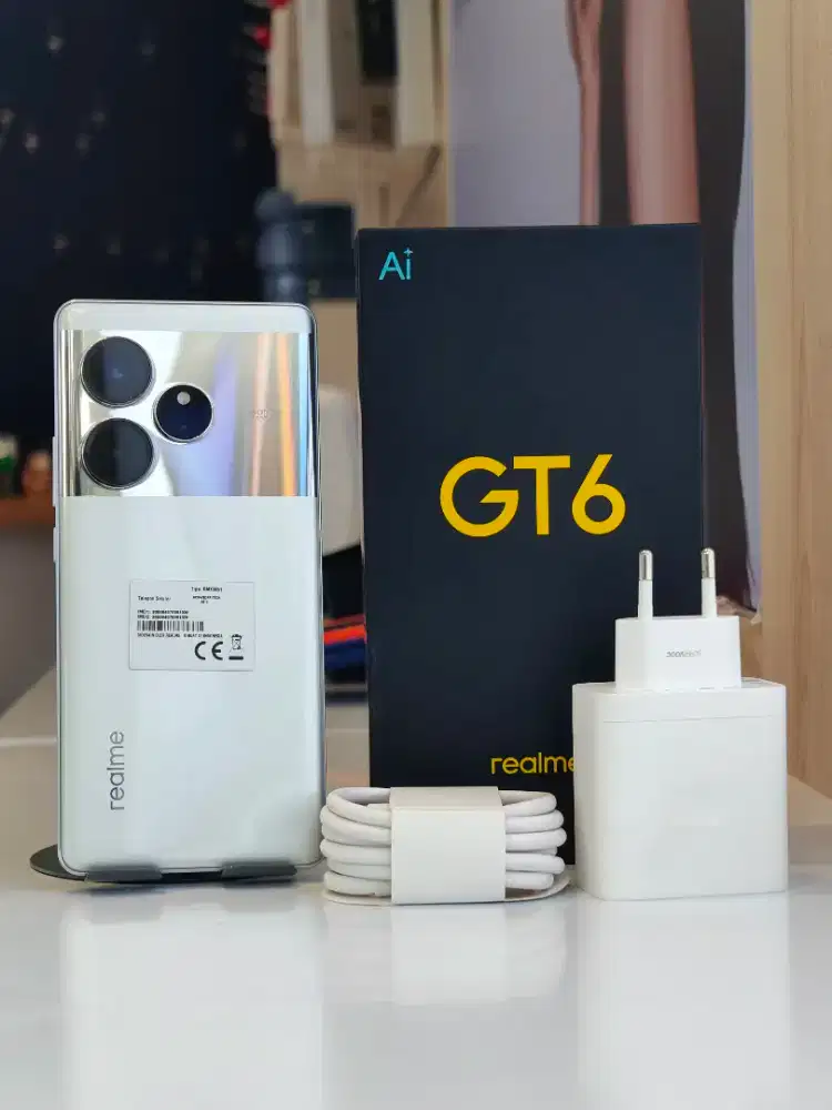 REALME GT6 Unit X-Display