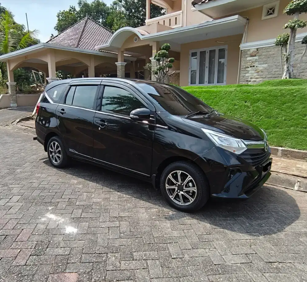 Km 10ribuan ASLI  |. Daihatsu Sigra 1.2 R DELUXE matic ISTIMEWA