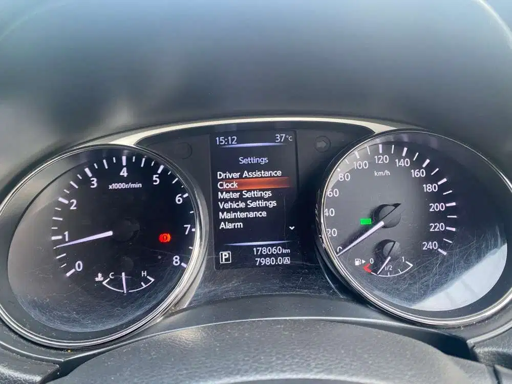 Nissan X-Trail 2015 Bensin
