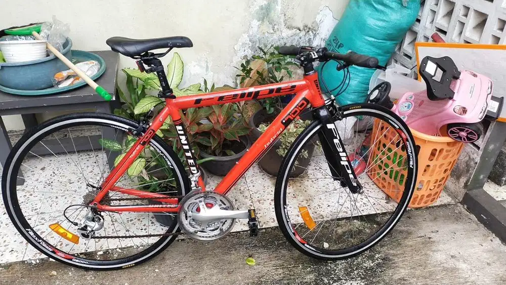 United Fellipe Hybrid Alloy