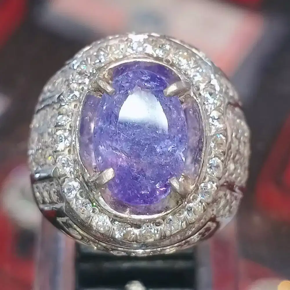 NATURAL TANZANITE 3,29 CRT