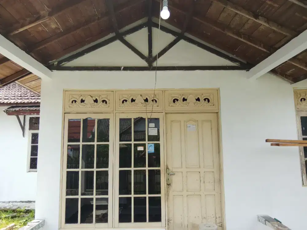 Rumah 2 Lantai Dijual Cepat