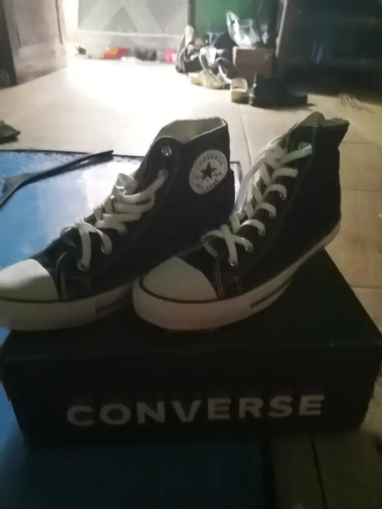 Sepatu Converse