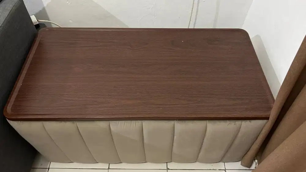 Meja storage ruang tamu