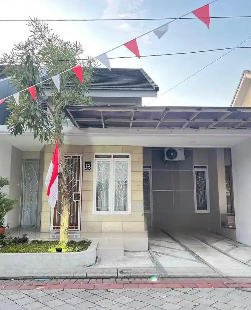 Rumah full furnish dalam perumahan deket kampus UII Pusat