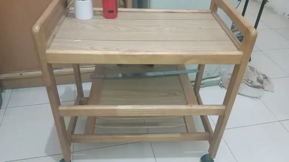 Rak tv pake roda