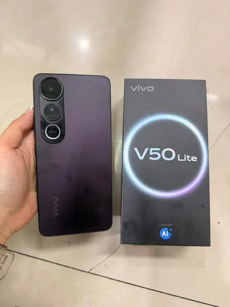 Vivo V50 lite 8/256 Fullset jual cepat
