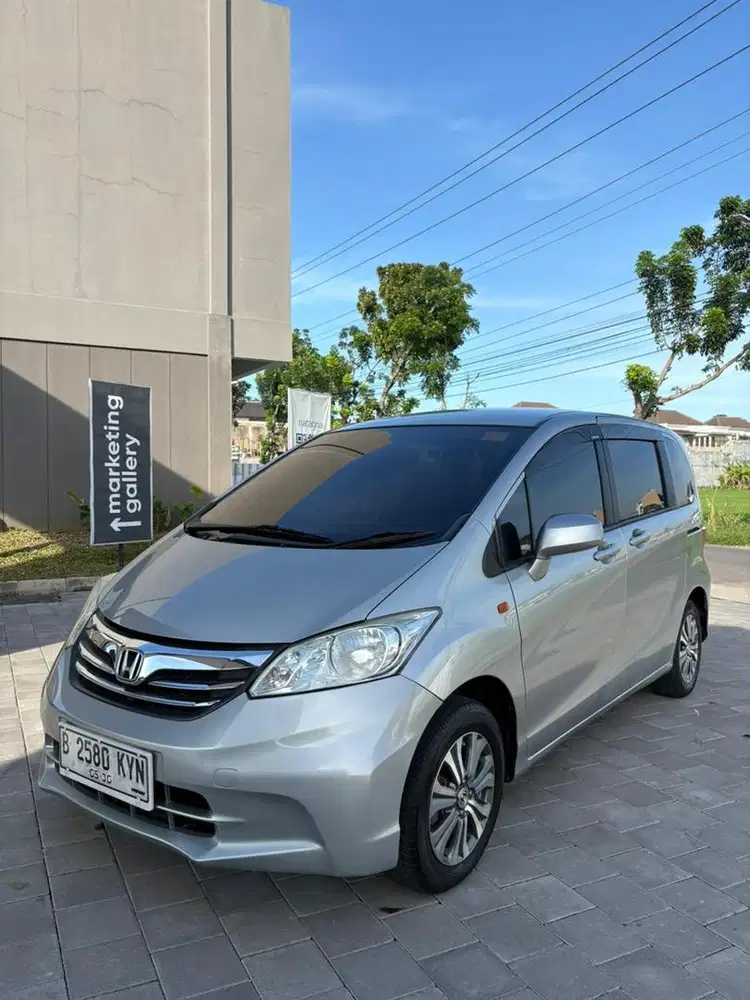 HONDA FREED SD 2012 PAJAK PANJANG NO PR