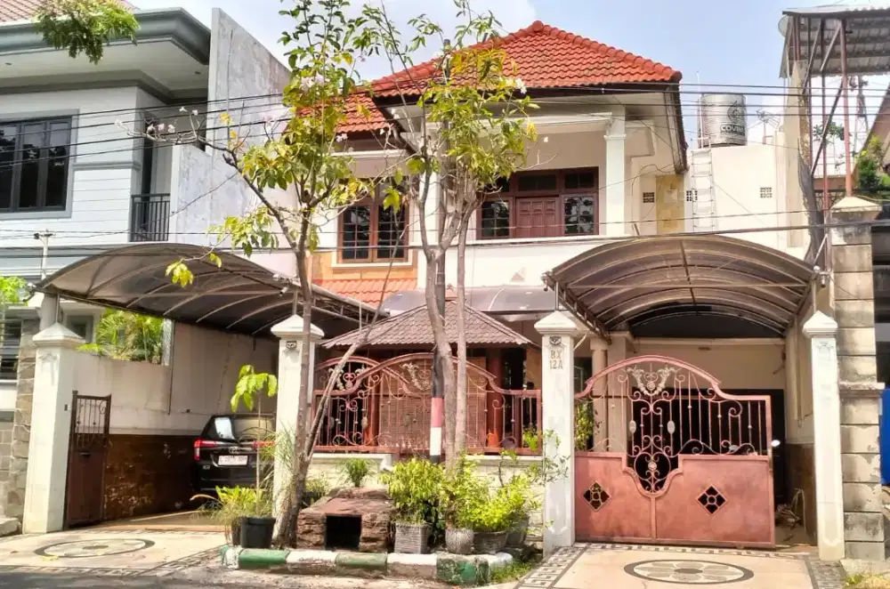Rumah Mewah 2 lantai Boulevard Jalan Kembar Taman Pondok Indah Wiyung