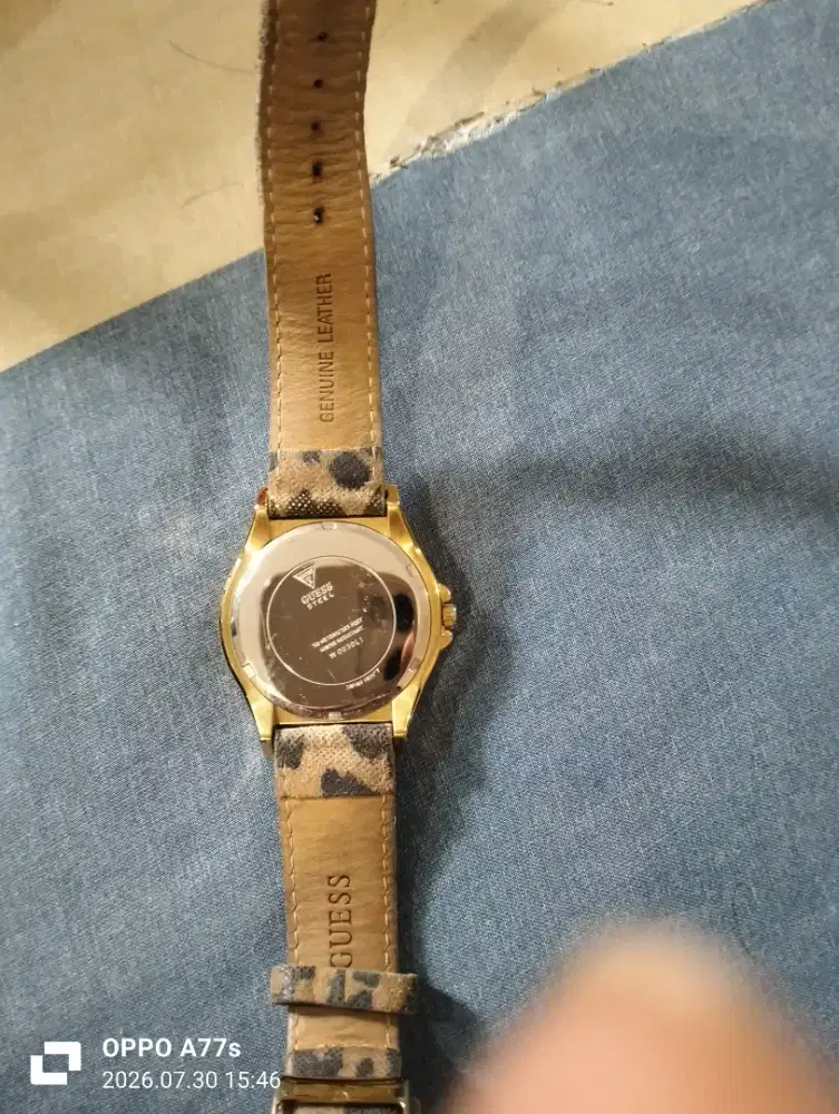 Di jual jam tangan guess