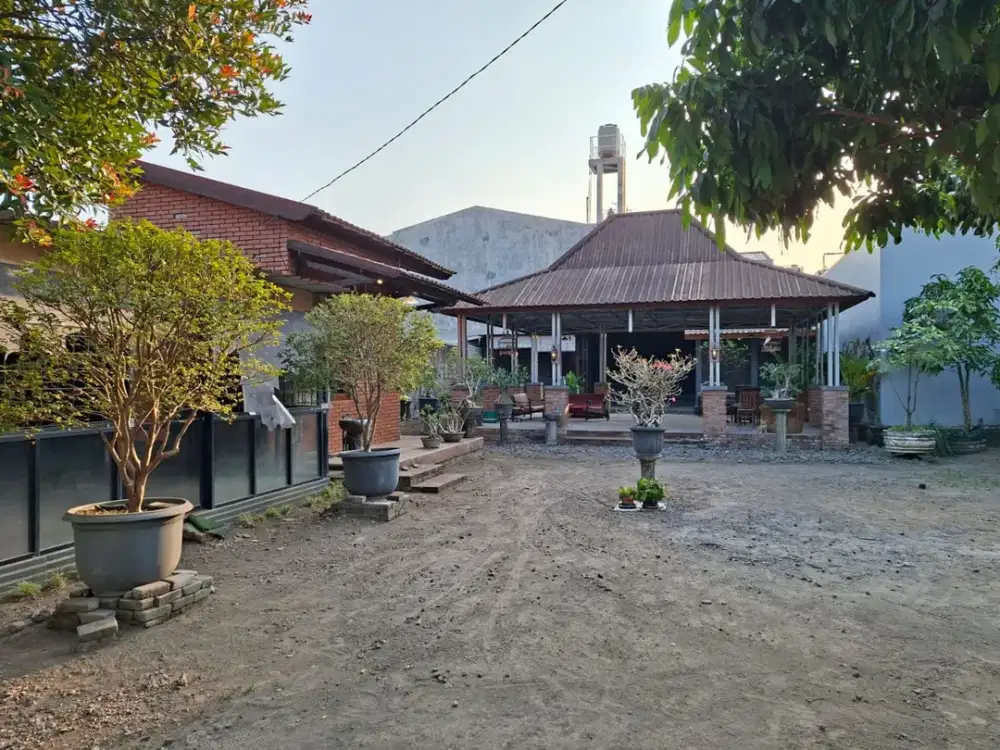Ruang Usaha Strategis untuk Restoran, Cafe, atau Pusat Kuliner Dekat Sindu Kusuma Edupark