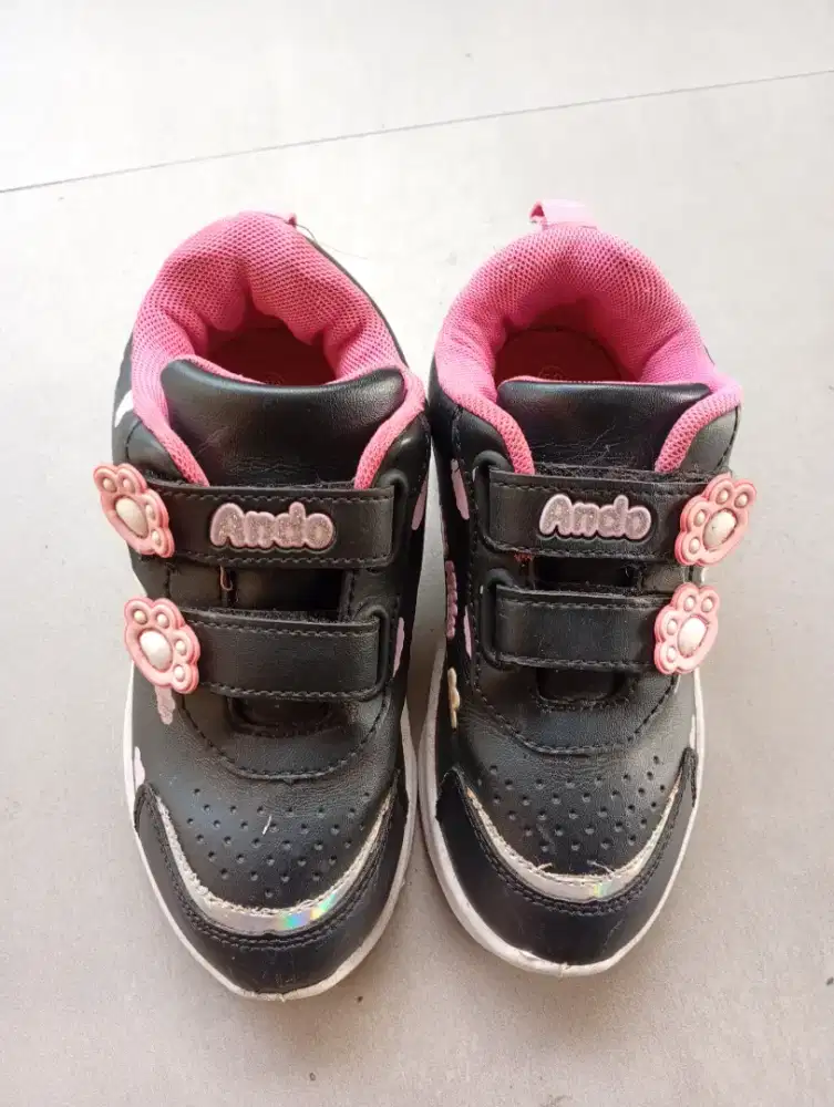 Sepatu Anak Ando ukuran 30