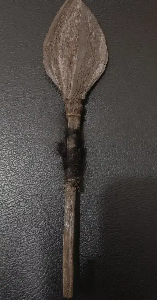 Tombak daun sirih