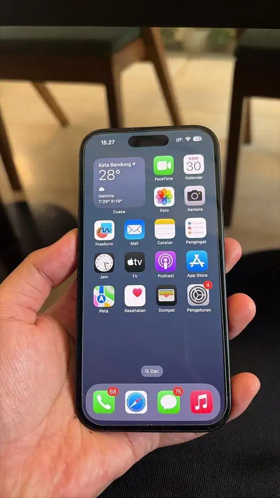 iPhone 15 128GB Black Resmi iBox / PA/A Mulus Fullset