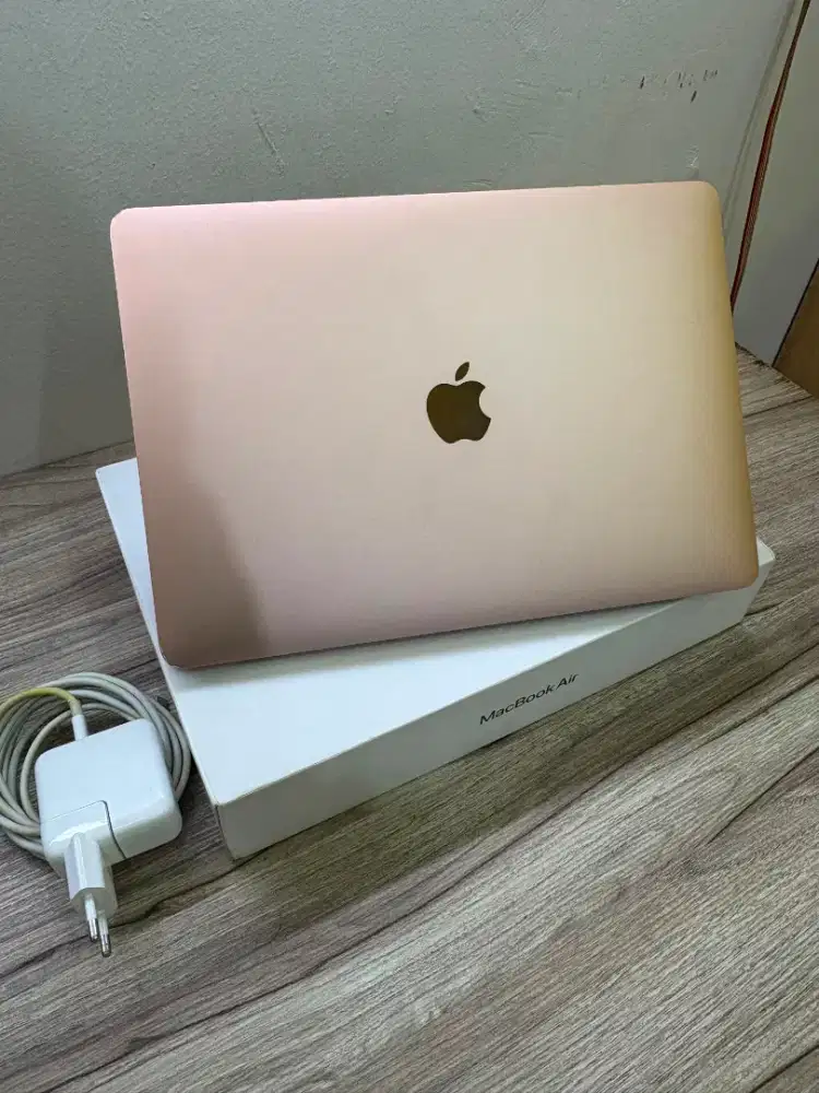 Macbook Air 2020 8/512GB Fulset