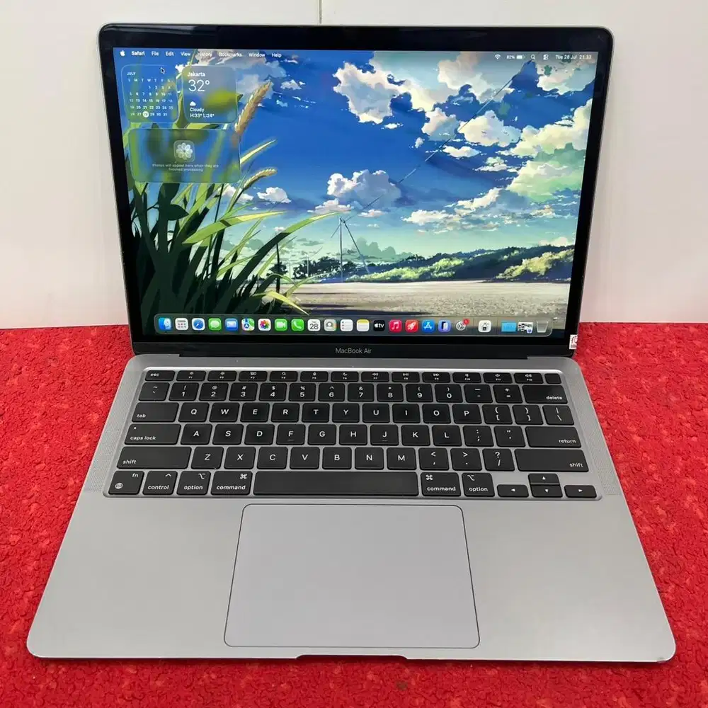 Macbook Air 13 inch Retina, 2020 M1 8/128 GB