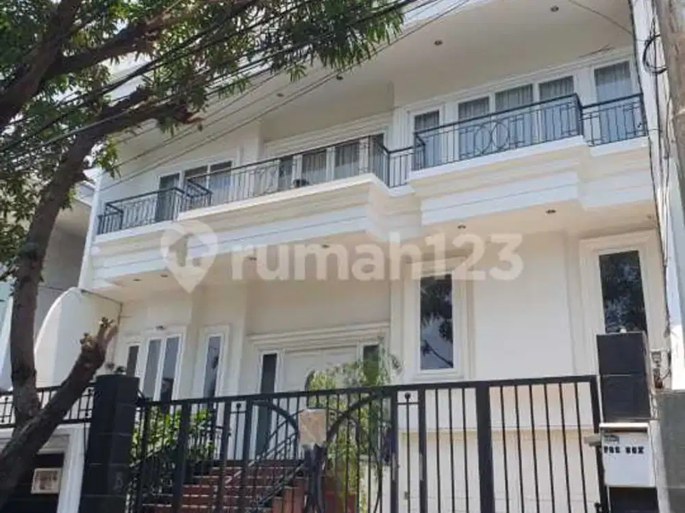 Rumah Siap Huni di Pluit Sakti, Lokasi Sangat Strategis