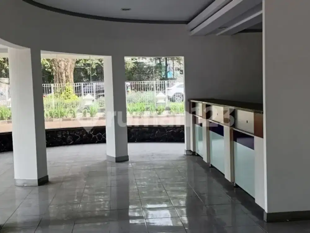 Disewakan Lokasi Premium di Mainroad Dago Bandung