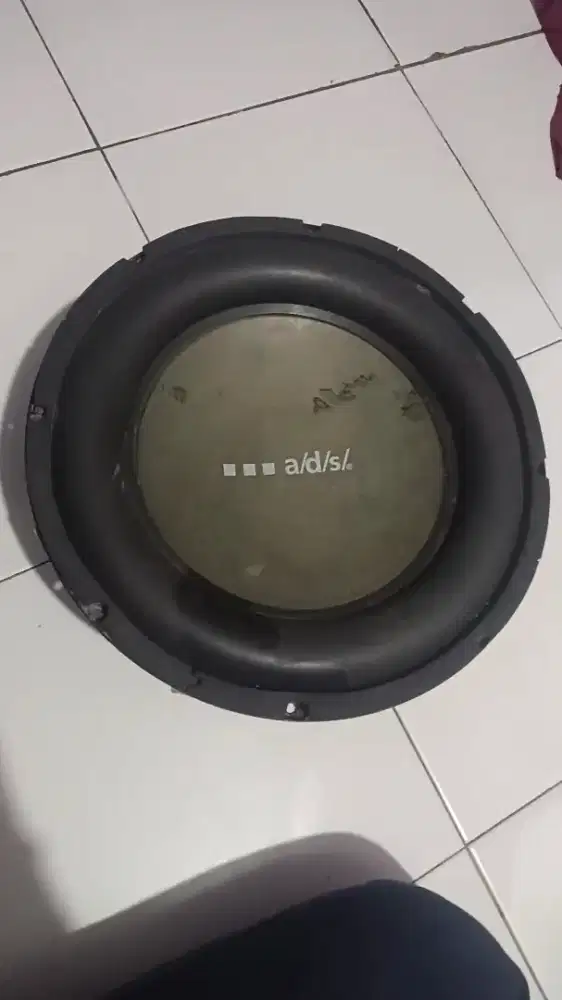 Subwoofer pasif ADS 12inc double coil minus lecet pemakaian