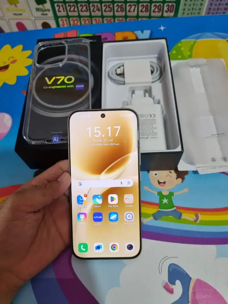 Vivo V70 5G 12/256 Garansi resmi bnob