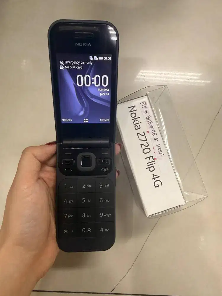 Nokia 2720 Flip 4G