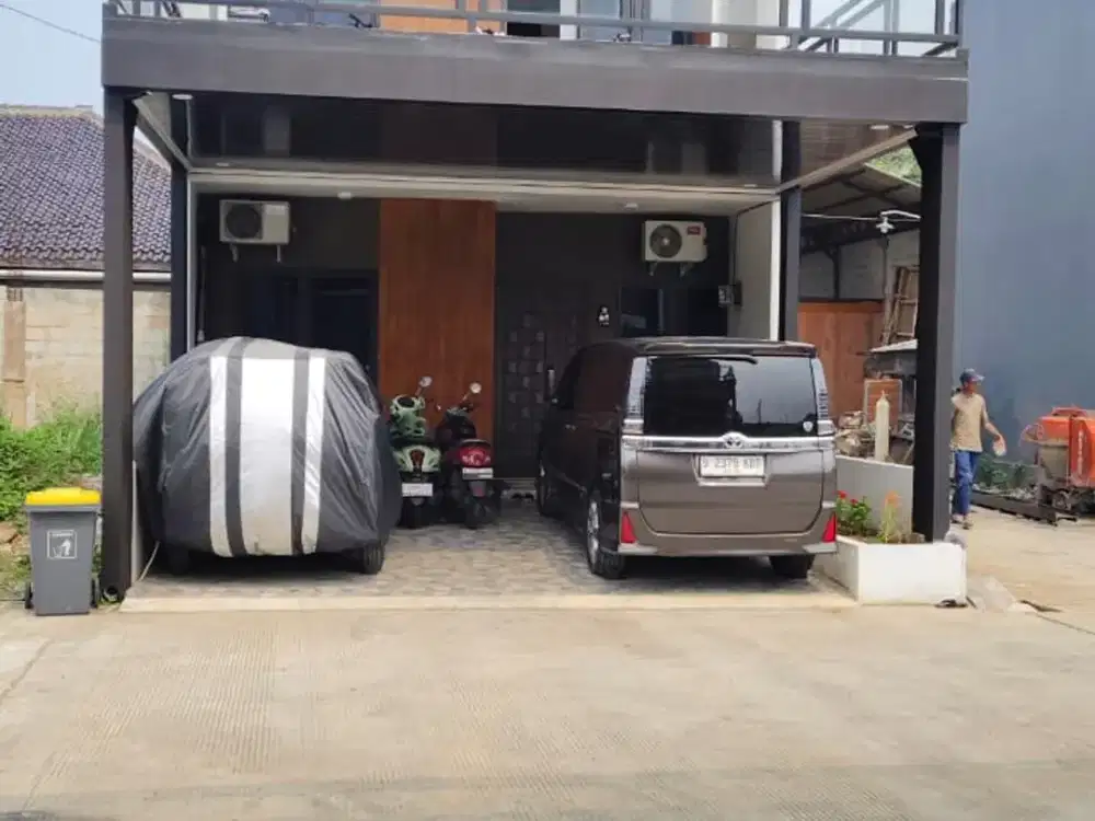 Rumah Townhouse 2lantai pinggir jalan raya cuma 900juta an