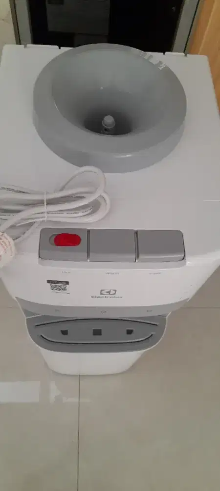 Electrolux UltimateHome700Bottom Loading Like New,Belum Pernah Dipakai