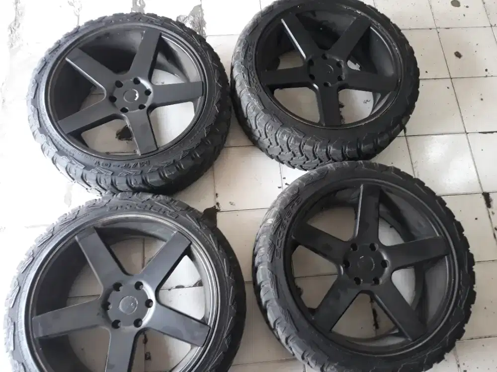 Velg dan ban R22  - 6h x 139