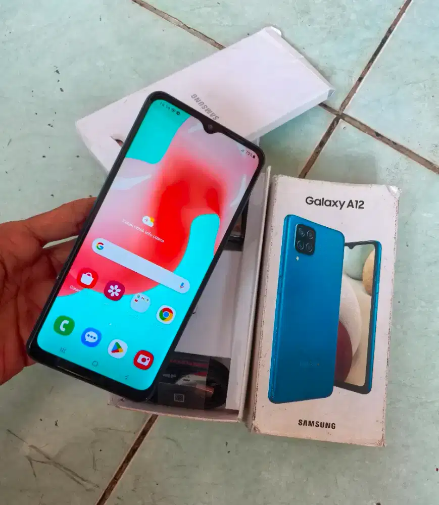SAMSUNG GALAXY A12