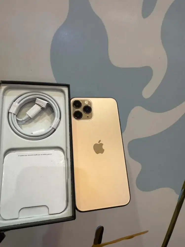 Iphone 11 pro 256gb coba aja warna baru