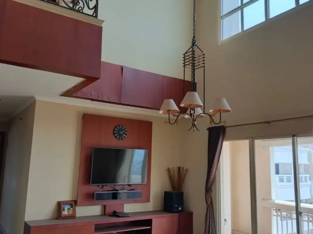 Hunian Premium Kedoya Elok Penthouse, 4 Kamar Tidur, Full Furnished, SHM
