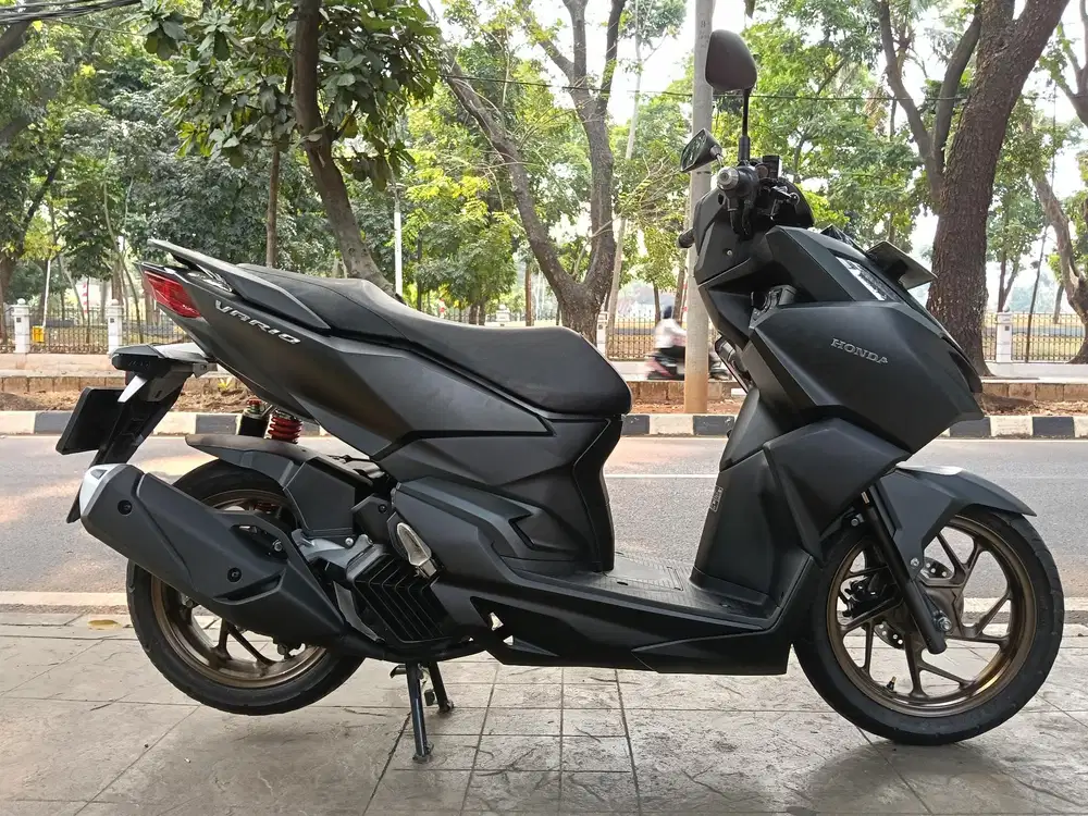 DP MINIM 1.600 CASH KREDIT NEW HONDA VARIO KEYLESS 160 CBS THN 2024