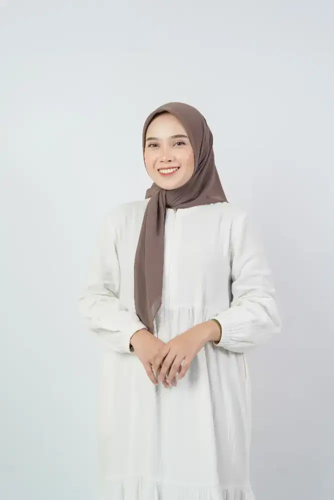 Hijab Segi Empar Ceruty Babydoll Premium | Kerudung Polos Adem, Flowy