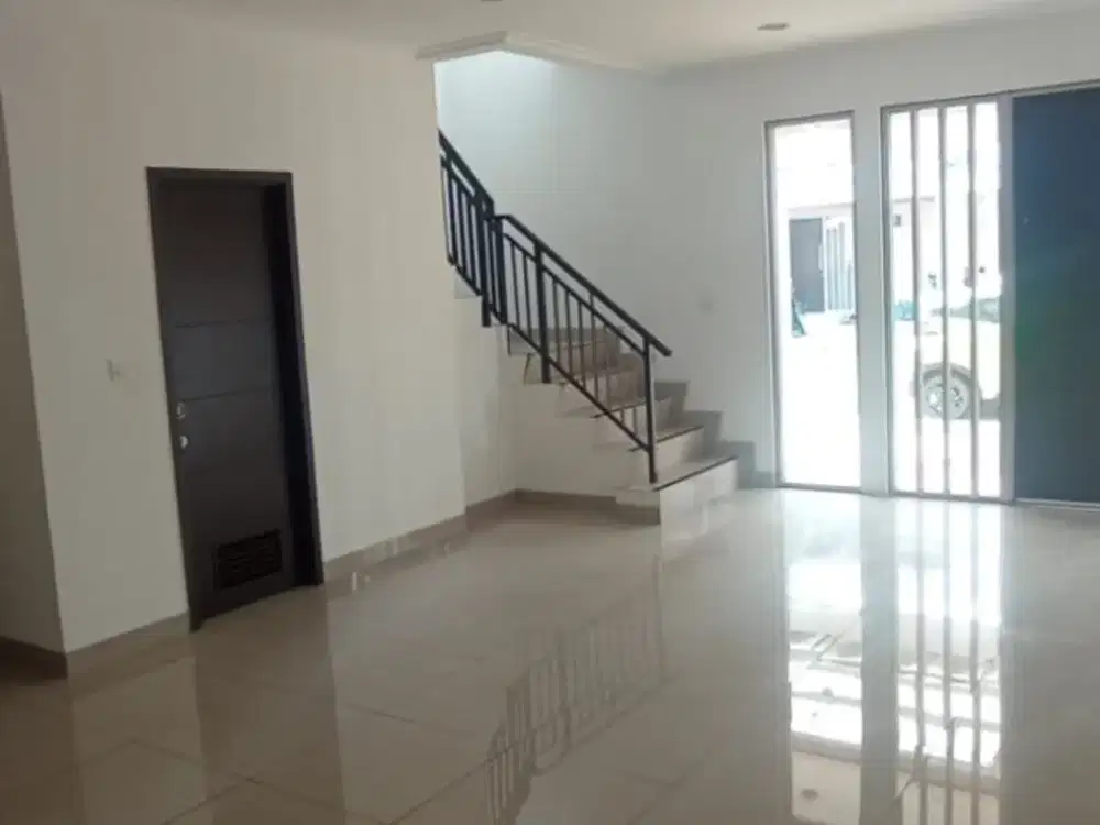 disewakan rumah di pik2 tahap1 6x15