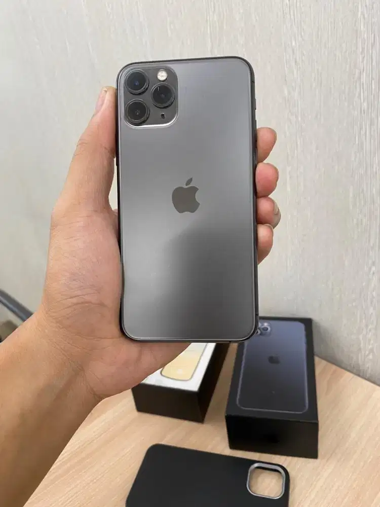 Dijual iPhone 11 Pro 64gb ex inter