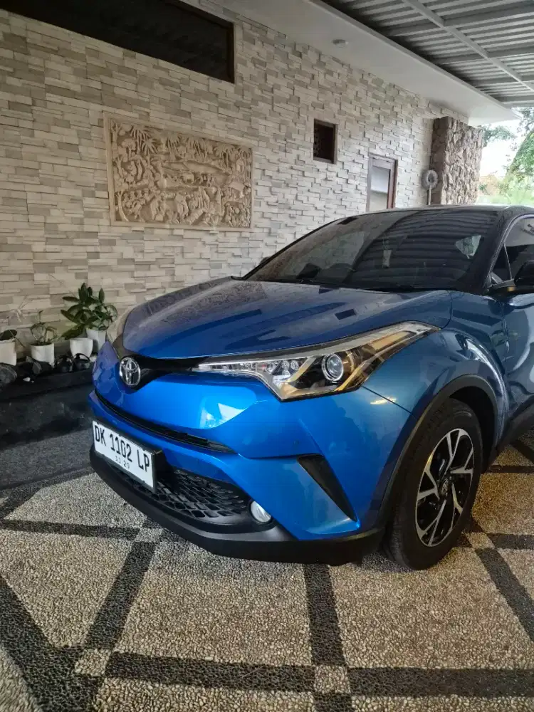 Toyota chr non hybrid plat asli bali