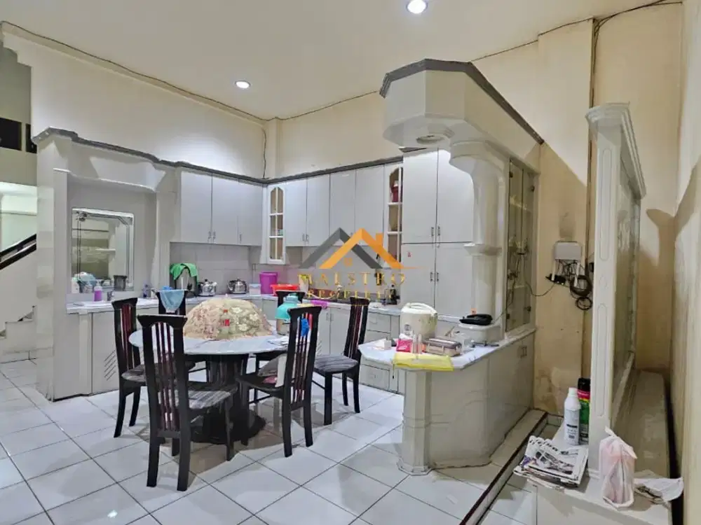 Dijual Rumah 2,5 Tingkat Jalan Kalianda (Dekat Jl. M.H Thamrin) Medan