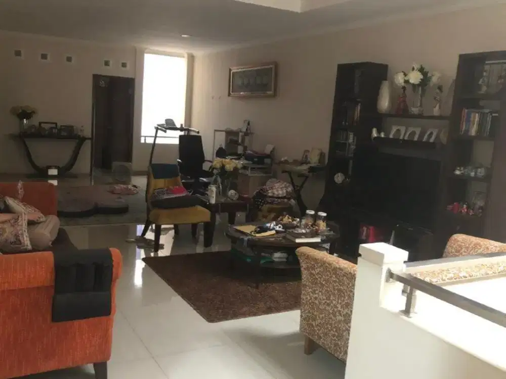 RUMAH BAGUS COCOK UNTUK KANTOR, BIMBEL, LOKASI MAINDROAD, DI RIAU, SAYAP RIAU, CIHAPIT