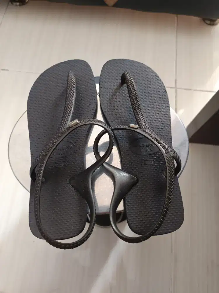 Sendal Havaianas